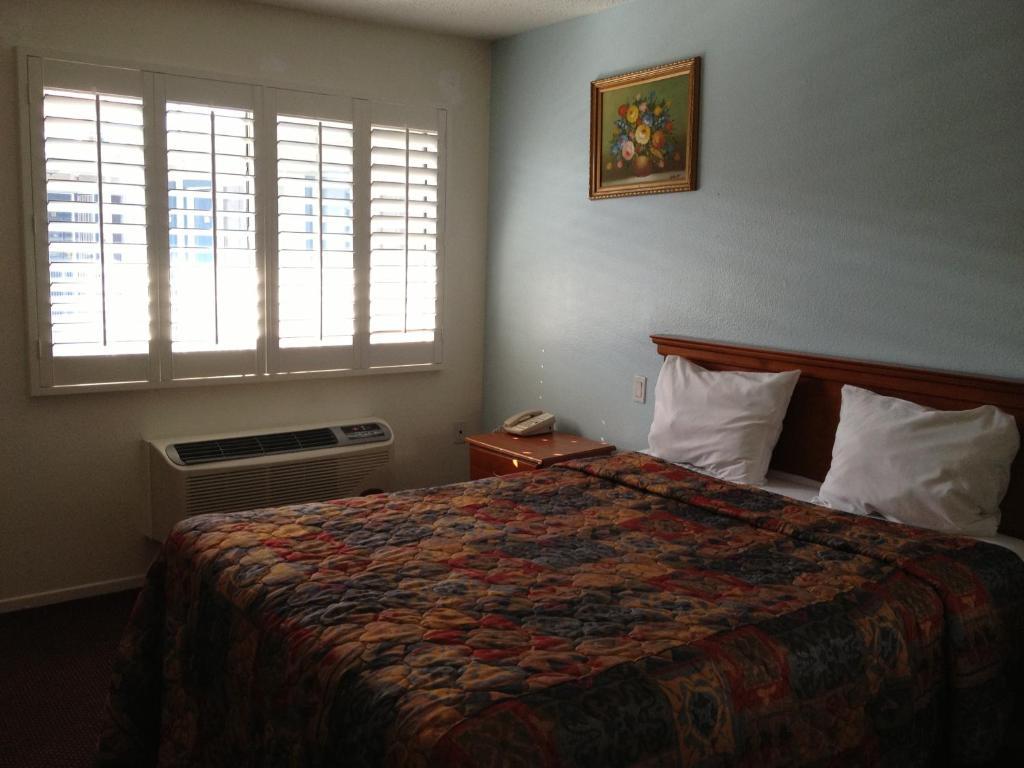 Scottish Inns Long Beach Pokój zdjęcie