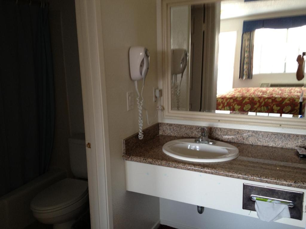 Scottish Inns Long Beach Pokój zdjęcie